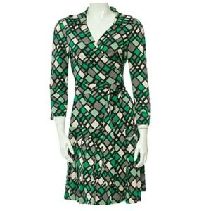 DVF 100% SILK WRAP DRESS